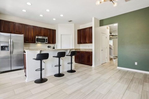 Townhouse in Windermere, Florida 3 bedrooms, 152.73 sq.m. № 2198652 - photo 11