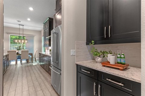 Casa en venta en Orlando, Florida, 5 dormitorios, 396.04 m2 № 1915518 - foto 14