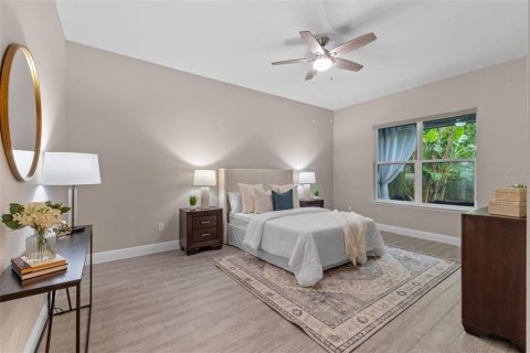 Casa en venta en Orlando, Florida, 5 dormitorios, 396.04 m2 № 1915518 - foto 19