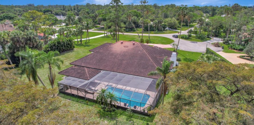 House in Wellington, Florida 6 bedrooms, 398.74 sq.m. № 1061113