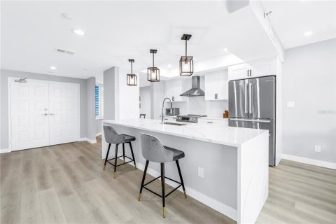 Condo in Clearwater, Florida, 2 bedrooms  № 1895157 - photo 10