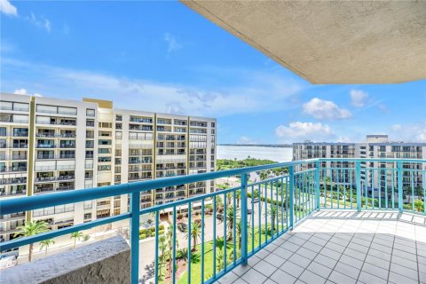 Condo in Clearwater, Florida, 2 bedrooms  № 1895157 - photo 23