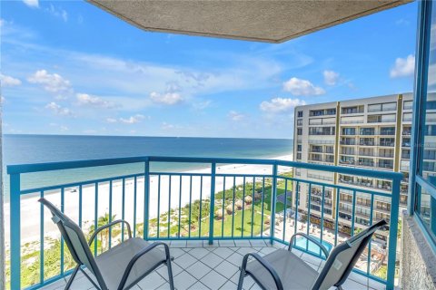 Condo in Clearwater, Florida, 2 bedrooms  № 1895157 - photo 16