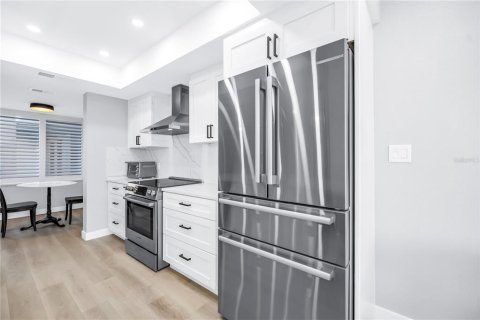 Condo in Clearwater, Florida, 2 bedrooms  № 1895157 - photo 5