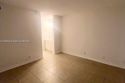 Condominio en alquiler en Plantation, Florida, 2 dormitorios, 89.65 m2 № 1965276 - foto 6