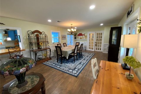 House in Lady Lake, Florida 4 bedrooms, 222.78 sq.m. № 2116316 - photo 7