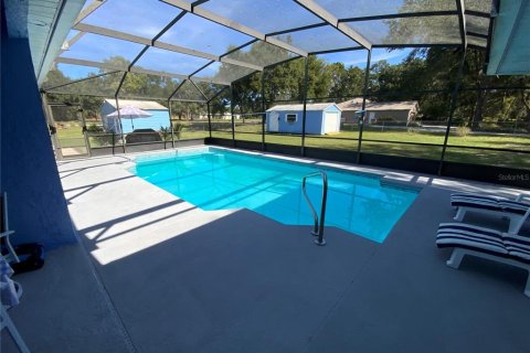 House in Lady Lake, Florida 4 bedrooms, 222.78 sq.m. № 2116316 - photo 22