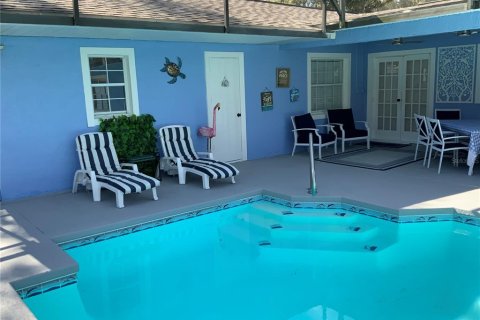 House in Lady Lake, Florida 4 bedrooms, 222.78 sq.m. № 2116316 - photo 23
