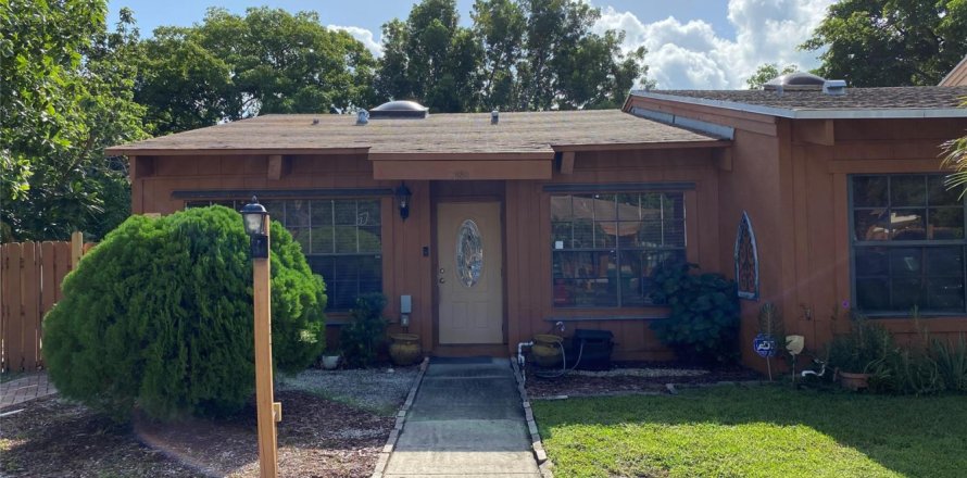 Touwnhouse à Lauderhill, Floride 2 chambres, 99.96 m2 № 2393244