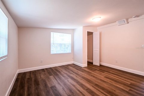 House in Tarpon Springs, Florida 3 bedrooms, 125.98 sq.m. № 2099086 - photo 19