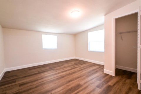 House in Tarpon Springs, Florida 3 bedrooms, 125.98 sq.m. № 2099086 - photo 18