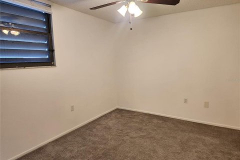 Copropriété à louer à Bradenton, Floride: 2 chambres, 87.33 m2 № 1411802 - photo 13