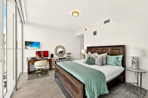 Condominio en venta en Miami, Florida, 3 dormitorios, 158.68 m2 № 1981994 - foto 29