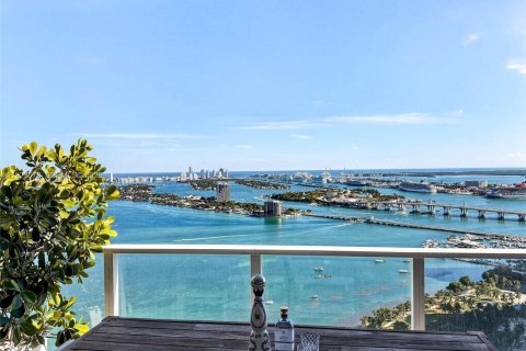 Condominio en venta en Miami, Florida, 3 dormitorios, 158.68 m2 № 1981994 - foto 4