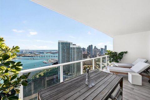 Condominio en venta en Miami, Florida, 3 dormitorios, 158.68 m2 № 1981994 - foto 2