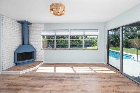 Снять в аренду виллу или дом в Семинол, Флорида 9 комнат, 129.04м2, № 1910656 - фото 20