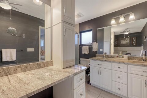 Casa en venta en Sarasota, Florida, 2 dormitorios, 143.81 m2 № 1886203 - foto 29