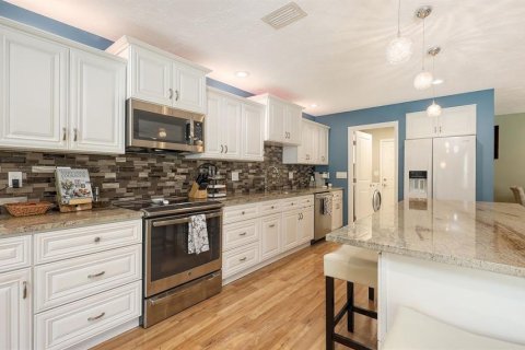 Casa en venta en Sarasota, Florida, 2 dormitorios, 143.81 m2 № 1886203 - foto 8