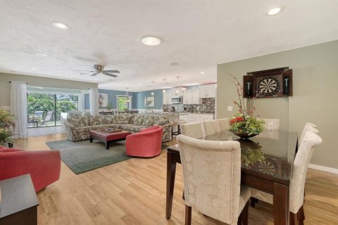 Casa en venta en Sarasota, Florida, 2 dormitorios, 143.81 m2 № 1886203 - foto 6