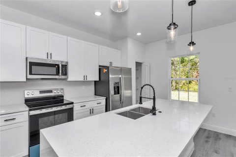 House in Ocala, Florida 4 bedrooms, 164.81 sq.m. № 1722234 - photo 8