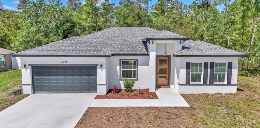 House in Ocala, Florida 4 bedrooms, 164.81 sq.m. № 1722234