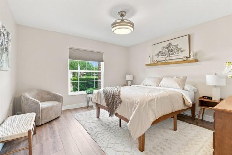 House in Trinity, Florida 2 bedrooms, 176.79 sq.m. № 2312919 - photo 30