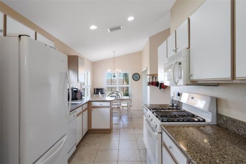 Casa en venta en Lake Wales, Florida, 2 dormitorios, 143.63 m2 № 1782765 - foto 11