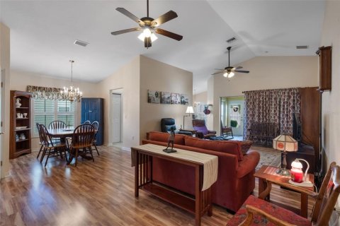 Casa en venta en Lake Wales, Florida, 2 dormitorios, 143.63 m2 № 1782765 - foto 5