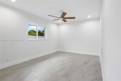 Villa ou maison à vendre à Boca Raton, Floride: 4 chambres, 257.43 m2 № 1950146 - photo 25