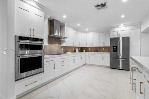 Villa ou maison à vendre à Boca Raton, Floride: 4 chambres, 257.43 m2 № 1950146 - photo 9