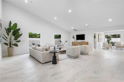 Villa ou maison à vendre à Boca Raton, Floride: 4 chambres, 257.43 m2 № 1950146 - photo 2