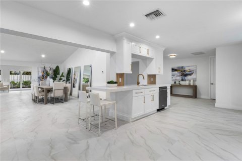 Villa ou maison à vendre à Boca Raton, Floride: 4 chambres, 257.43 m2 № 1950146 - photo 3