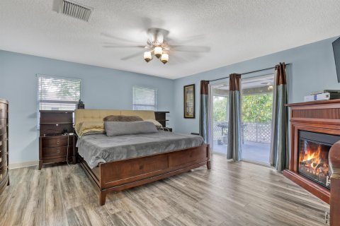 House in Jupiter, Florida 4 bedrooms, 263.47 sq.m. № 2424760 - photo 16