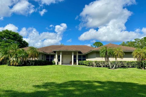 House in Jupiter, Florida 4 bedrooms, 263.47 sq.m. № 2424760