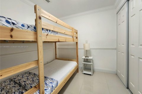 Condominio en alquiler en Hollywood, Florida, 2 dormitorios, 72.46 m2 № 1957509 - foto 15