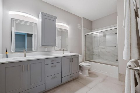 Condominio en venta en Orlando, Florida, 3 dormitorios, 131.18 m2 № 2267170 - foto 8