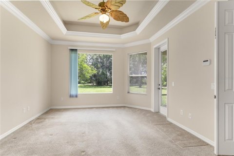House in Tavares, Florida 4 bedrooms, 225.29 sq.m. № 1775447 - photo 24
