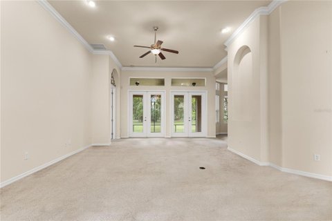 House in Tavares, Florida 4 bedrooms, 225.29 sq.m. № 1775447 - photo 5