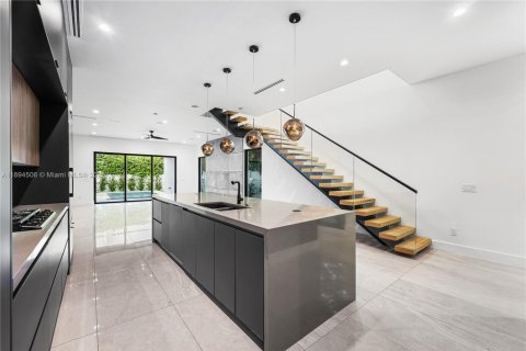 Touwnhouse à vendre à Fort Lauderdale, Floride: 3 chambres, 209.49 m2 № 1946973 - photo 4