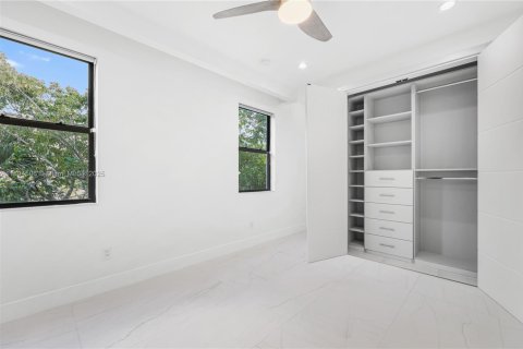 Touwnhouse à vendre à Fort Lauderdale, Floride: 3 chambres, 209.49 m2 № 1946973 - photo 26