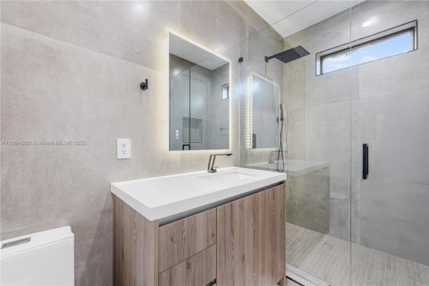 Touwnhouse à vendre à Fort Lauderdale, Floride: 3 chambres, 209.49 m2 № 1946973 - photo 28