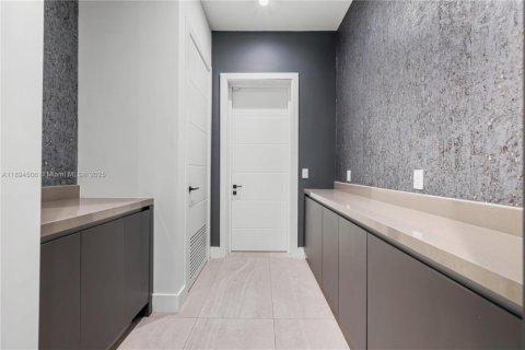 Touwnhouse à vendre à Fort Lauderdale, Floride: 3 chambres, 209.49 m2 № 1946973 - photo 17