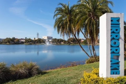 Condominio en alquiler en Saint Petersburg, Florida, 1 dormitorio, 55.74 m2 № 1844590 - foto 10