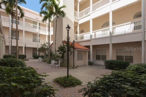 Condominio en alquiler en Saint Petersburg, Florida, 1 dormitorio, 55.74 m2 № 1844590 - foto 9