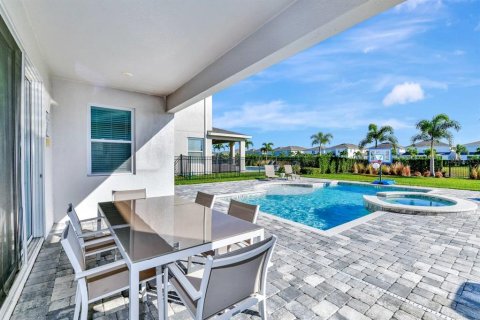 Villa ou maison à vendre à Kissimmee, Floride: 5 chambres, 273.6 m2 № 2196802 - photo 14