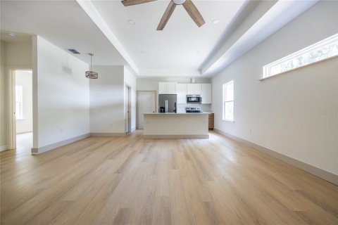 House in Gainesville, Florida 3 bedrooms, 121.7 sq.m. № 1803081 - photo 6