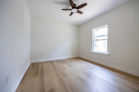 House in Gainesville, Florida 3 bedrooms, 121.7 sq.m. № 1803081 - photo 16