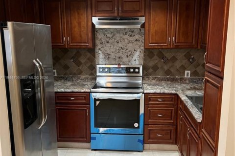 Condo in North Miami, Florida, 1 bedroom  № 2001660