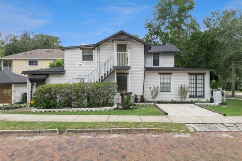 Commercial property in Orlando, Florida 5 bedrooms, 220.64 sq.m. № 2416249 - photo 2