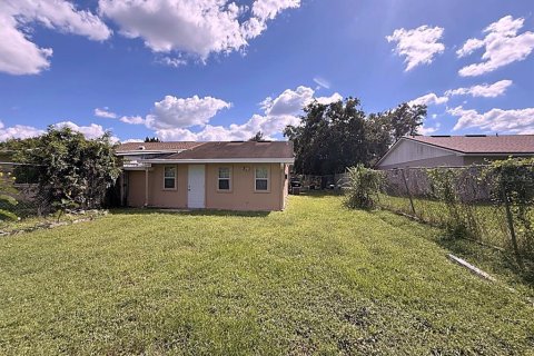 Appartement à louer à Orlando, Floride: 2 chambres, 95.41 m2 № 2415323 - photo 18